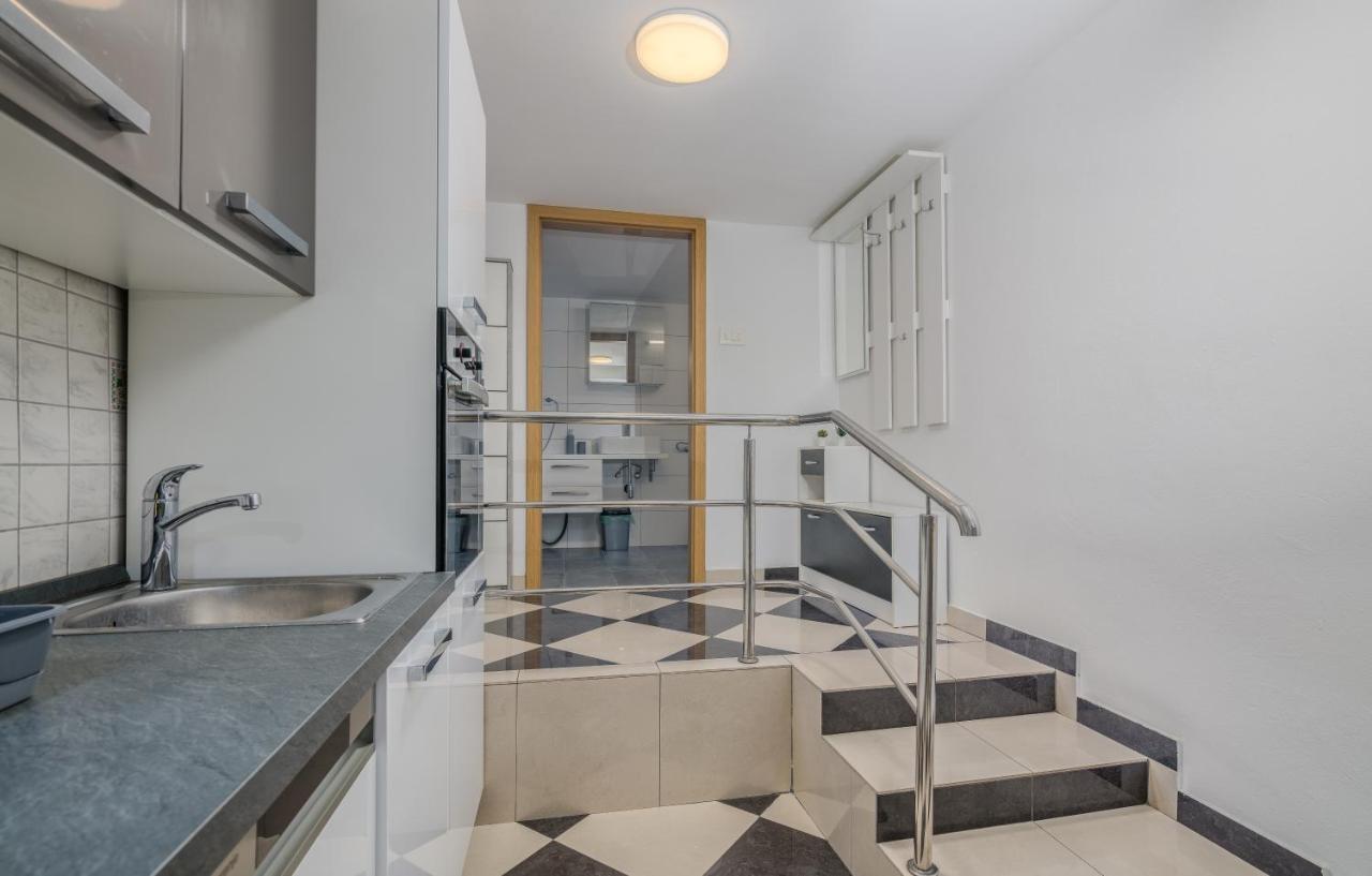 Apartments D كرك المظهر الخارجي الصورة