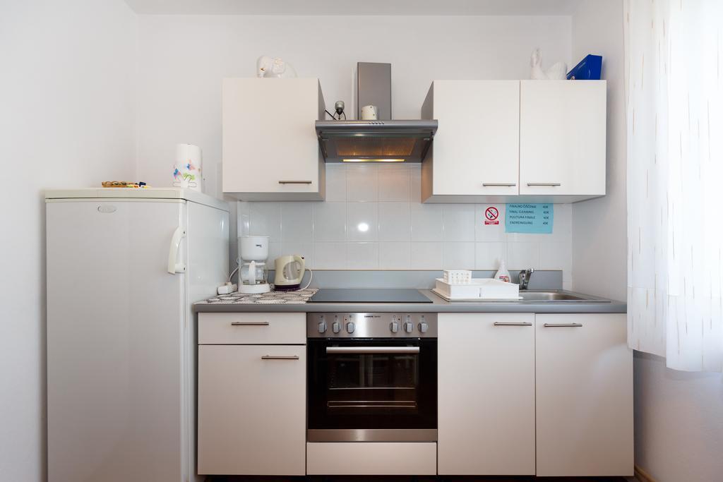 Apartments D كرك المظهر الخارجي الصورة